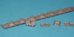 画像2: Master Club[MTL-35032]1/35 BT-7 可動履帯(金属製) (2)