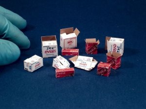 画像4: マソモデル[MH35013]現用 ミネラルウォーター/清涼飲料水 段ボール箱セット (4)