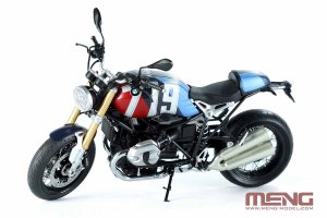 画像2: モンモデル[MENMT-003t]1/9 BMW R nine T オプション719 マーズレッド/コスミックブルー プレカラーバージョン (2)