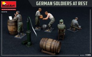 画像6: ミニアート[MA35378]1/35　ドイツ兵士 休憩中 5体入り　特別版 (6)