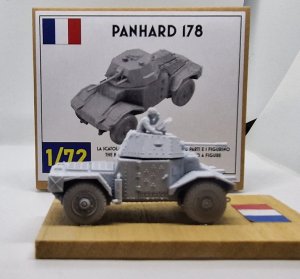 画像2: Mussini（ムッシーニ）[MM072-063]1/72 WWII フランス パナール178装甲車(乗員1体付) (2)