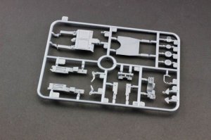 画像4: オレンジホビー[A72009] 1/72 現用 米 アメリカ海軍 A/S32A-32A ハンガーデッキトラクター (2セット) (4)