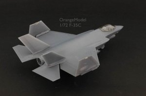 画像3: オレンジホビー[A72010]1/72 現用 米 アメリカ海軍 ロッキードマーチン F-35C (3)