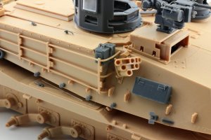 画像2: オレンジホビー[G35-248]1/35 現用 ポーランド M1A2 SEP V3エイブラムス主力戦車(第1ワルシャワ機甲旅団) コンバージョンセット(ライフィールドモデル5104用) (2)