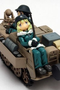 画像4: プラッツ[GLT-01] 1/35 少女終末旅行 ケッテンクラート w/チト&ユーリ フィギュア2体セット (4)