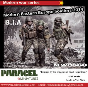 画像1: Paracel Miniatures[MW3560]1/35 現用 現代の東欧兵士 2014年 フィギュアセット 戦火の中の絆(3体入) (1)