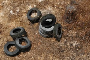 画像4: Passion Models[P35I-002]1/35 民間トラック改造タイヤセット (4)