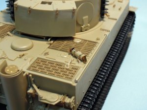 画像2: Passion Models[P35-085B]Tiger I エッチングセット（中期〜後期型用）(タミヤMM35146/MM35177/MM35194/MM35202用) (2)