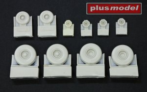 画像2: PlusModel[AL7053]P-3 Orion wheels (2)