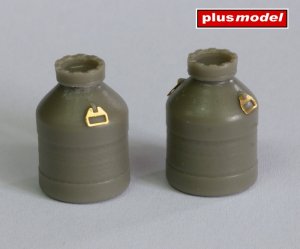 画像1: PlusModel[EL068]1/35 Plastic barrels (1)