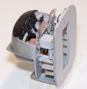 画像1: PlusModel[AL7001]1/72DHC-4カリブー コックピットセット(ホビークラフト用) (1)