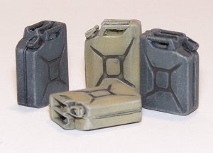 画像1: PlusModel[EL050]1/35WWII独 ジェリカン(8個) (1)