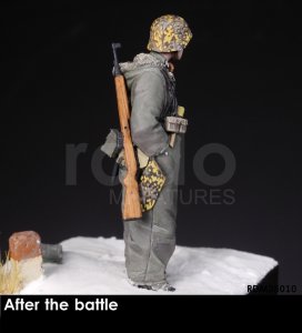 画像3: Rado Miniatures[RDM35010]1/35 SS擲弾兵 w/G43 冬季 1944/45 (3)