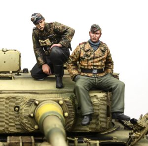 画像2: Rado Miniatures[RDM35065]1/35 WWII ドイツ 武装親衛隊 戦車兵セット 1944-1945年(2体入) (2)