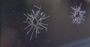 画像4: Reality in Scale[RIS35272]1/35 ジオラマ素材 銃撃でひび割れた窓(A5サイズ) (4)