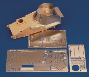 画像1: RoyalModel[RM312]1/35 独 マーダーIIIM対戦車自走砲 パート2 戦闘室装甲 タミヤ用 (1)