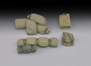 画像1: RoyalModel[RM565]1/35 伊 L6/40軽戦車用車載品セット (1)