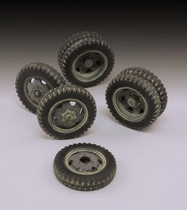画像1: RoyalModel[RM599]1/35 独 オペルブリッツ ホィールセット (1)