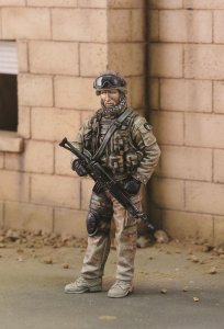 画像1: RoyalModel[RM603]1/35 現用伊 アルピーニ(山岳師団)兵士 アフガニスタン (1)