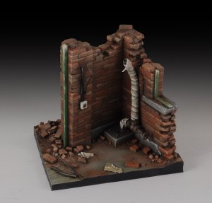 画像1: RoyalModel[RM651]1/35 廃墟となった工場角 (1)