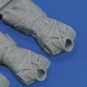 画像3: RoyalModel[RM1009]1/35 WWII ドイツ 車上の戦車兵セット(4体入) (3)