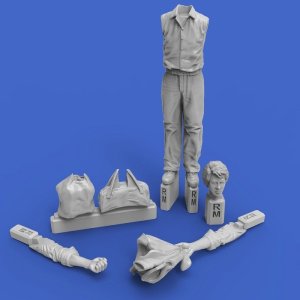 画像3: RoyalModel[RM1024]1/48 無名の反逆者(タンクマン) 天安門 1989 (3)