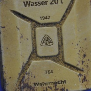 画像3: RoyalModel[RM1095]1/16 WWII ドイツ ジェリカンセット(3個入) (3)