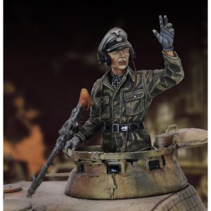 画像1: RoyalModel[RM1123]1/35 WWII ドイツ 左手を挙げる戦車指揮官 (1)