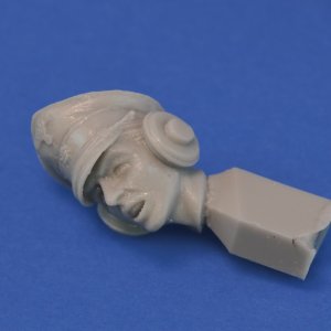 画像5: RoyalModel[RM1123]1/35 WWII ドイツ 左手を挙げる戦車指揮官 (5)