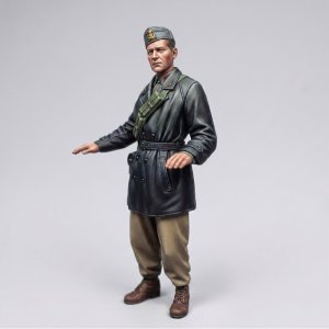 画像1: RoyalModel[RM939]1/35 WWII イタリア セモベンテM40 75-18自走砲戦車兵 (1)