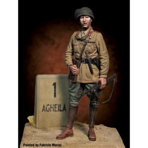 画像2: RoyalModel[RM944]1/35 WWII イタリア陸軍ベルサリエール将校 トリポリ1941 (2)