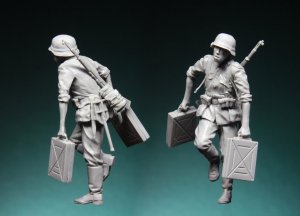 画像3: スターリングラード[ST3002]1/35ドイツ陸軍 迫撃砲弾砲弾を運ぶ兵士 (3)