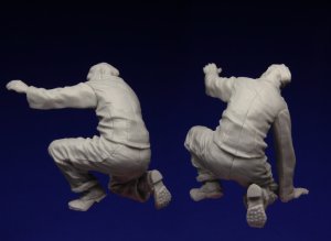 画像4: スターリングラード[ST3083]1/35ドイツ戦車兵クルクス1943(3)転輪を支える (4)