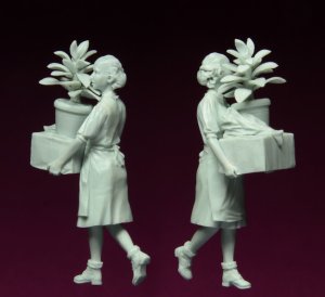 画像3: スターリングラード[ST3116]1/35ヨーロッパの難民1939〜45(6)荷物を抱える女性難民 (3)