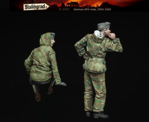 画像3: スターリングラード[ST3183]1/35ドイツ自走砲搭乗員1943〜44冬(2)車外で待機する搭乗員(2体セット) (3)
