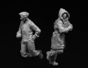 画像4: スターリングラード[ST3193]1/35ドイツ装甲擲弾兵ハリコフ1943冬(3)車上待機の擲弾兵(2体セット) (4)