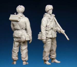 画像4: スターリングラード[ST3586]1/35ドイツ冬季装備歩兵(6)MG射撃助手チェルシー包囲戦1943〜44 (4)