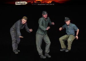 画像2: スターリングラード[ST3251]1/35 WWII ドイツパンター戦車回収車搭乗員セット1944〜45 作業中の搭乗員(3体入) (2)