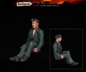 画像2: スターリングラード[ST3252]1/35 WWII ドイツパンター戦車操縦手1943〜45 戦車回収車エンジン始動 (2)