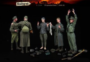 画像3: スターリングラード[ST3260]1/35 WWII ソビエト/ドイツ 投降したドイツ兵とソビエト兵「こいつを尋問する…！」1944-45 ビッグセット(5体入) (3)