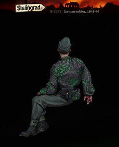 画像3: スターリングラード[ST3271]1/35 WWII ドイツ 腰掛ける兵士 1943-44 (3)
