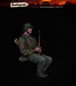 画像3: スターリングラード[ST3272]1/35 WWII ドイツ 椅子に座る装甲擲弾兵 1943-44 (3)