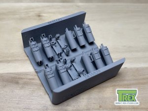 画像4: T-Rex Studio[TR35020]1/35 WWII ドイツ用消火器 後期型 (4)