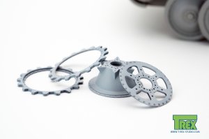 画像2: T-Rex Studio[TR35031]1/35 パンター戦車用起動輪 整備分解再現セットA (2)