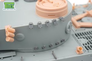 画像5: T-Rex Studio[TR35200-1]1/35 WWII ドイツ タイガーI重戦車初期型/中期型用 予備履帯ホルダーセット(10個入/滑り止めなし履帯20個付) (5)