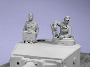 画像2: TANK[T-35006]1/35 WWII独 SS 戦車兵(夏)1943-45(2体) (2)