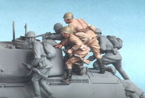 画像2: TANK[T-35010]1/35 WWII露 自動車化歩兵 #2(夏)1943-45(2体) (2)