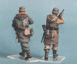 画像2: TANK[T-35031]1/35 WWII独 SS歩兵 #2 ハリコフ(冬)1943(2体) (2)