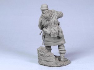 画像5: TANK[T-35032]1/35 WWII独 SS歩兵 #2(ベース付き)ハリコフ(冬)1943(1体) (5)