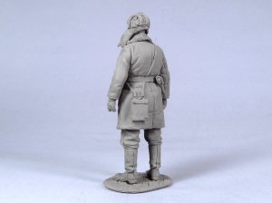 画像4: TANK[T-35048]1/35 WWII露 tank officer (冬)1941-44 (1体) (4)